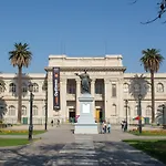A Pasos Del Metro - Museo Memoria - Santiago Centro